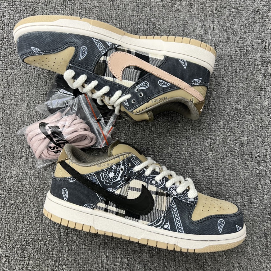 Nike SB Dunk x Travis Scott ClothLux